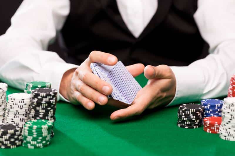 poker dealer